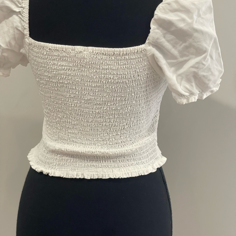 Love Tree M White Smocked Cropped Women's Top w Stretch 595 - Picture 6 of 8